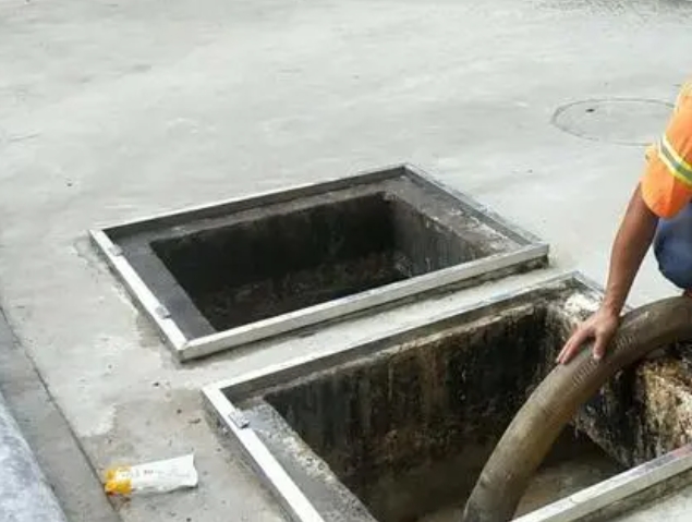 济水街道化粪池清理
